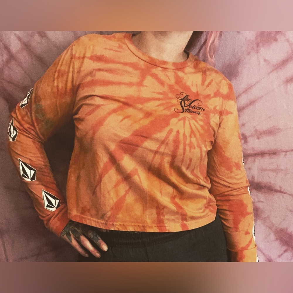 Hand dyed volcom long sleeve